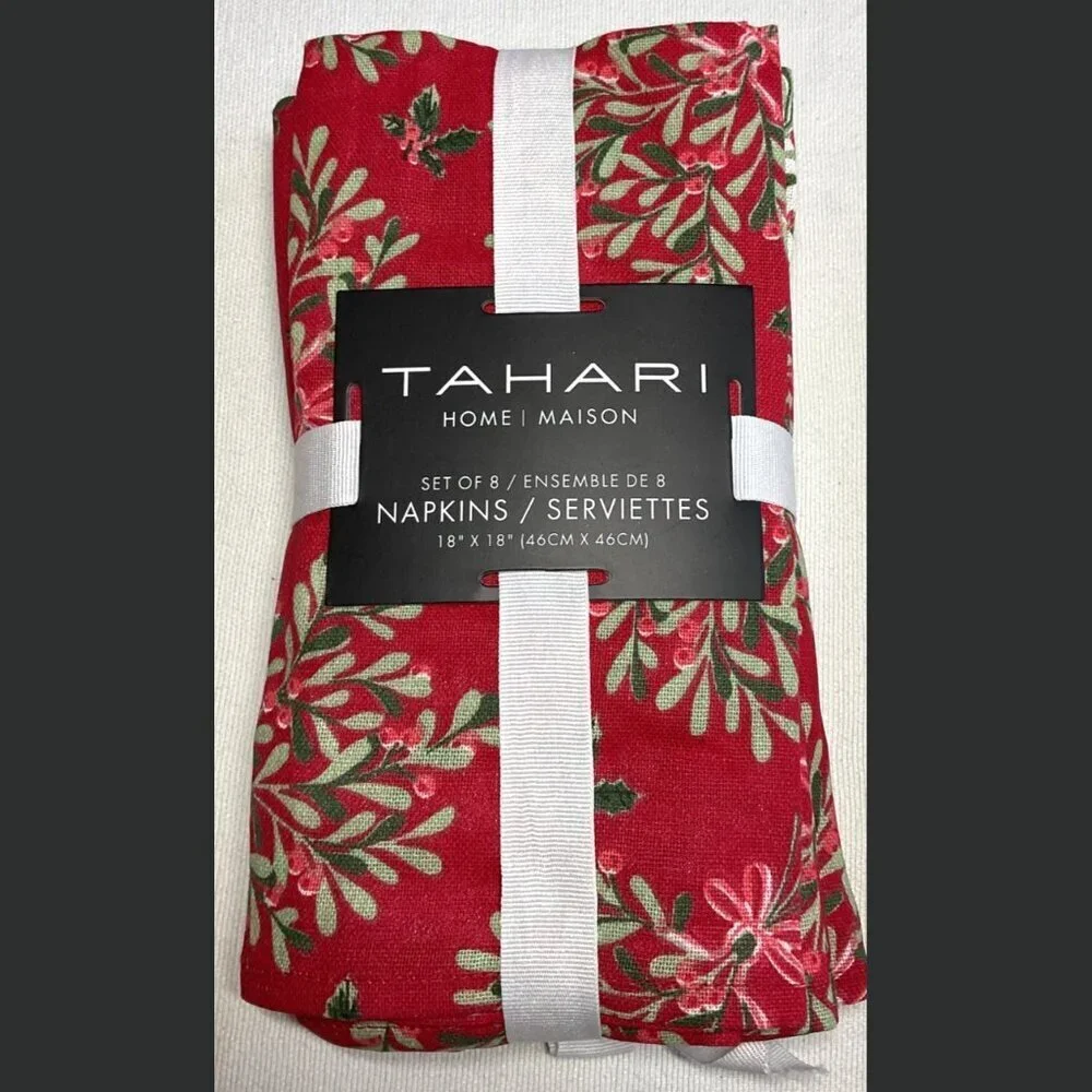 NWT TAHARI HOME CLOTH NAPKINS (8ct) RED GREEN WHITE BERRIES 18 X 18 100% COTTON